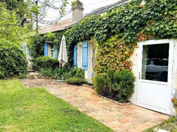 Gite Les Jardins De Terrefort 쏘뮤흐 외부 사진